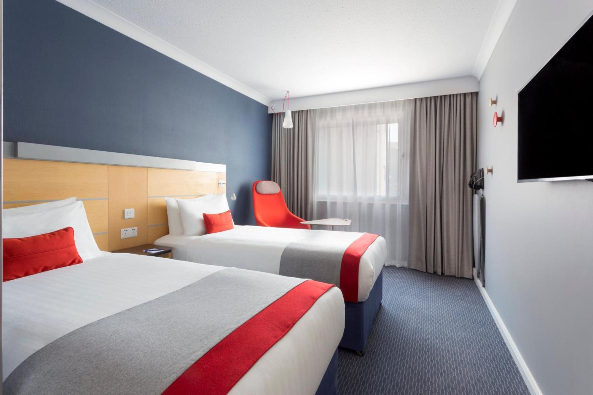 Holiday Inn Express Earls Court, An Ihg Hotel Londra Esterno foto