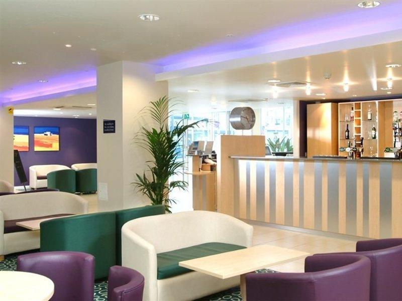 Holiday Inn Express Earls Court, An Ihg Hotel Londra Esterno foto